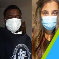 Deux étudiants internationaux d'IFP School portent des masques de protection.